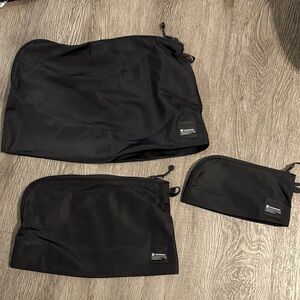 Lululemon Lightweight Pouch 3 Pack